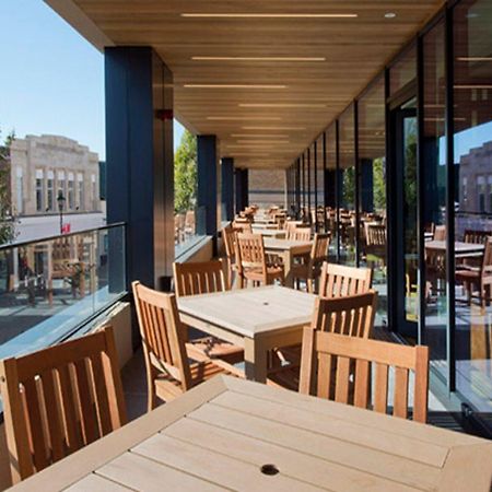 Premier Inn Staines Upon Thames Esterno foto